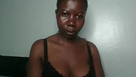 Snapshot of am_creme_delight chatting on 04-18-26, 03:10 am_creme_delight online show from 04-18-26, 03:10
