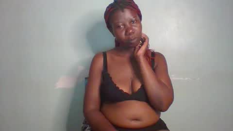Snapshot of am_creme_delight chatting on 05-27-26, 01:57 am_creme_delight online show from 05-27-26, 01:57