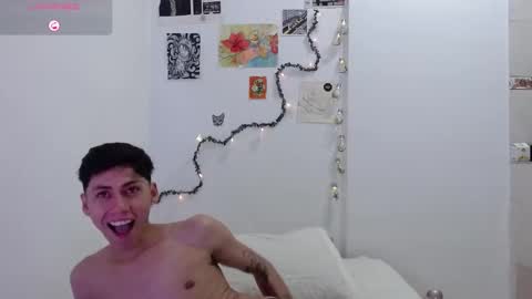 Snapshot of amad696 chatting on 01-28-25, 02:00 Amad Passer x guests Independent model online show from 01-28-25, 02:00