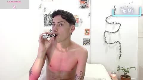 Snapshot of amad696 chatting on 01-31-25, 03:33 Amad Passer x guests Independent model online show from 01-31-25, 03:33