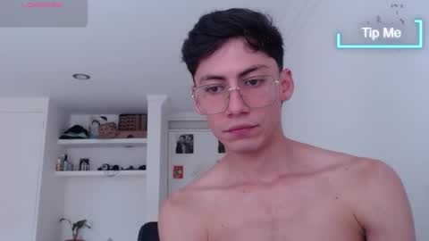 Snapshot of amad696 chatting on 02-04-25, 11:27 Amad Passer x guests Independent model online show from 02-04-25, 11:27