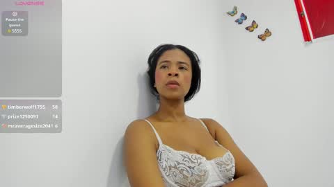 Snapshot of amaia_baez chatting on 03-05-25, 10:10 AMAIA online show from 03-05-25, 10:10