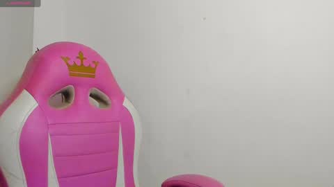 Amaia Mendoza online show from 12-21-24, 05:29