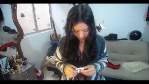 Snapshot of amaia_t chatting on 06-04-26, 12:55 Amaia online show from 06-04-26, 12:55