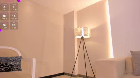 Amaia Haywood online show from 03-06-25, 04:07