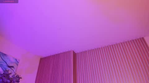 Amaia Haywood online show from 10-14-25, 04:24