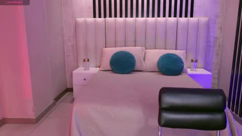 Amaia Haywood online show from 01-16-26, 04:16