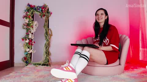 Amai  Sinclair  online show from 01-31-25, 06:24