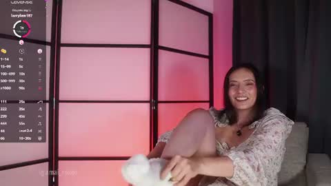 Amai  Sinclair  online show from 07-23-26, 10:08