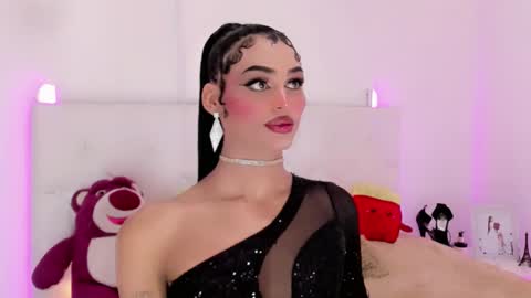 Snapshot of amal_baddel_ chatting on 11-10-25, 10:20 amal_baddel_ online show from 11-10-25, 10:20