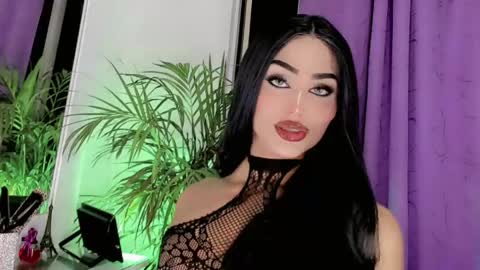 Snapshot of amal_baddel_ chatting on 06-10-26, 06:45 amal_baddel_ online show from 06-10-26, 06:45