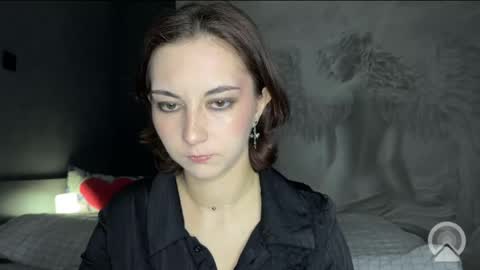amalia_lambert13 online show from 05-17-26, 07:32