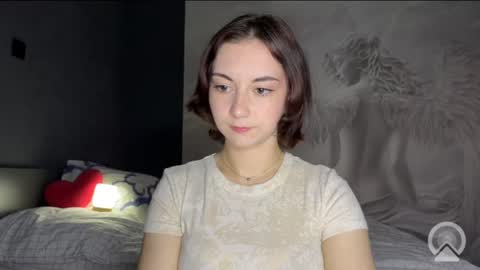 amalia_lambert13 online show from 05-22-26, 07:19