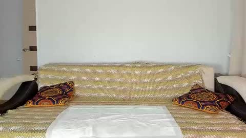 Snapshot of amalia_mio chatting on 07-10-26, 10:18 Amalia online show from 07-10-26, 10:18