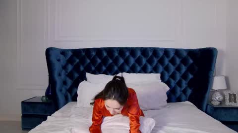 Snapshot of amaliaallon chatting on 01-30-25, 06:46 Amalia online show from 01-30-25, 06:46
