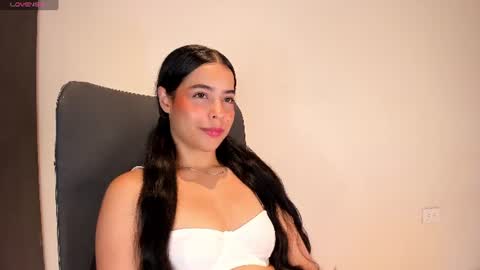 Snapshot of amaliaandrade chatting on 06-25-26, 05:12 Amalia real MIA online show from 06-25-26, 05:12