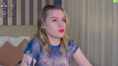 Amalia online show from 03-22-26, 01:03