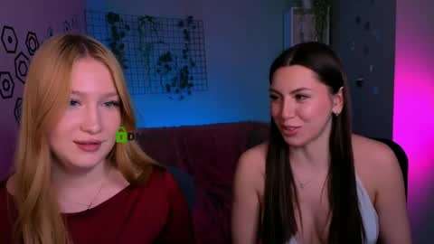 Amalia online show from 03-22-26, 08:12