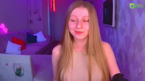 Snapshot of amaliaqueen999 chatting on 03-04-25, 01:59 Amalia online show from 03-04-25, 01:59