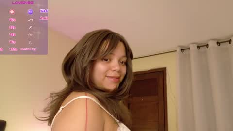 Snapshot of amand1_sweet chatting on 03-01-25, 11:04 online show from 03-01-25, 11:04