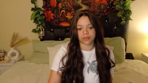 Snapshot of amand1_sweet chatting on 10-21-25, 02:07 online show from 10-21-25, 02:07