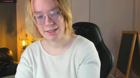 Snapshot of amanda_butlerr chatting on 10-30-25, 09:55 Hi im Amanda online show from 10-30-25, 09:55