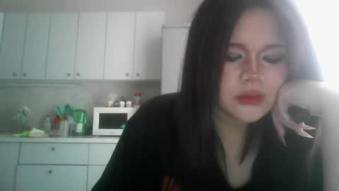 Snapshot of amanda_mia chatting on 04-28-26, 07:02 amanda_mia online show from 04-28-26, 07:02