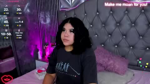 Amanda Moore online show from 05-17-26, 03:37