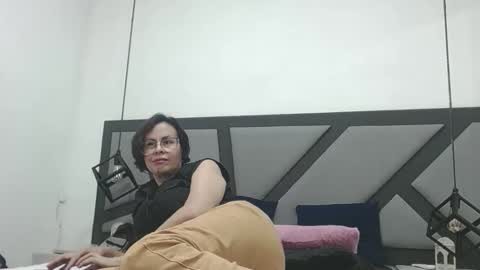 amanda_ramirez online show from 04-14-26, 09:21