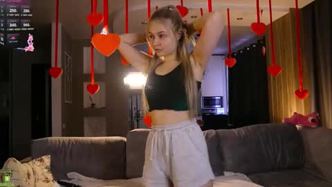 Snapshot of amanda_sayhey chatting on 02-15-26, 04:31 online show from 02-15-26, 04:31