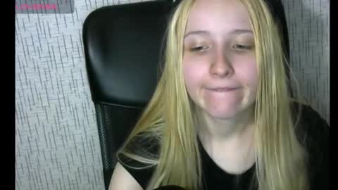 Amanda online show from 12-21-24, 04:09