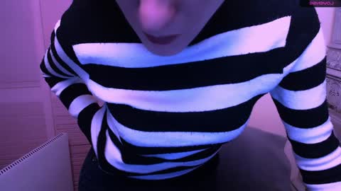 Snapshot of amandasentin chatting on 01-01-25, 12:44 Amanda online show from 01-01-25, 12:44