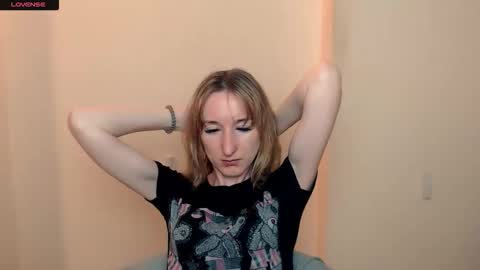 Snapshot of amandasentin chatting on 09-11-25, 07:30 Amanda online show from 09-11-25, 07:30