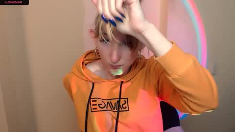 Snapshot of amandasentin chatting on 10-04-25, 08:56 Amanda online show from 10-04-25, 08:56