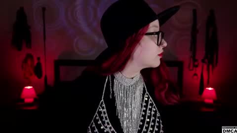 Snapshot of amanita__pantherina chatting on 01-31-25, 08:01 Goddess Amanita online show from 01-31-25, 08:01