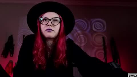 Snapshot of amanita__pantherina chatting on 02-06-25, 04:14 Goddess Amanita online show from 02-06-25, 04:14