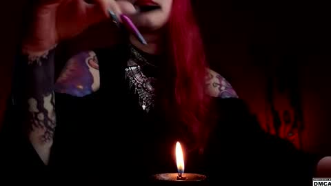 Snapshot of amanita__pantherina chatting on 12-17-25, 01:06 Goddess Amanita online show from 12-17-25, 01:06