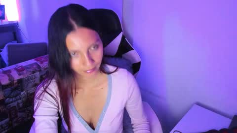 Liz online show from 01-09-26, 04:48