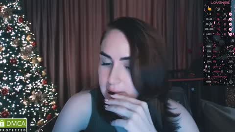 Snapshot of amara_campbell chatting on 12-24-24, 04:11 amara campbell online show from 12-24-24, 04:11