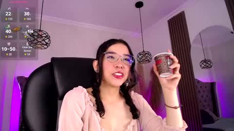 Snapshot of amara_davis1 chatting on 06-02-26, 05:09 amara_davis1 online show from 06-02-26, 05:09