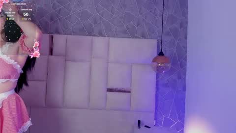 Snapshot of amara_lunee chatting on 05-31-26, 04:31 AMARA online show from 05-31-26, 04:31