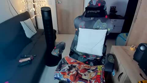 Amara Lux online show from 12-20-25, 11:56