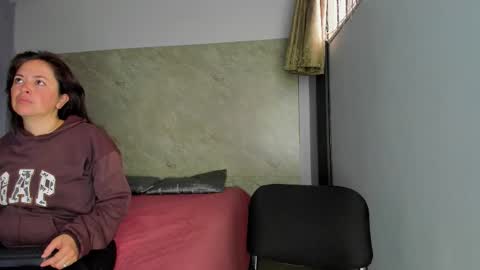 Snapshot of amara_luxe chatting on 11-27-25, 11:56 amara_luxe online show from 11-27-25, 11:56