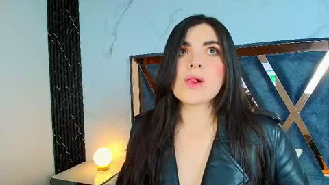 Snapshot of amara_vega chatting on 09-27-25, 09:47 Amara Vega online show from 09-27-25, 09:47