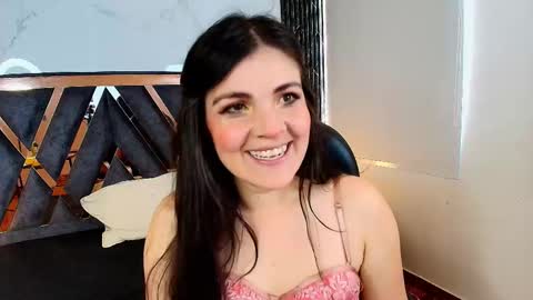 Snapshot of amara_vega chatting on 11-01-25, 01:46 Amara Vega online show from 11-01-25, 01:46