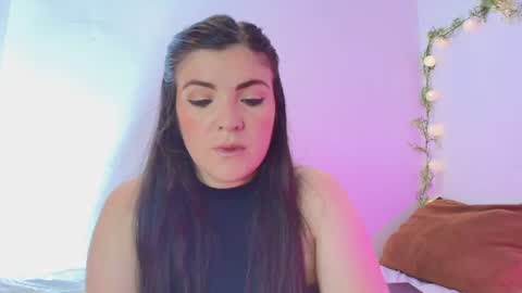 Snapshot of amara_vega chatting on 06-21-26, 11:57 Amara Vega online show from 06-21-26, 11:57
