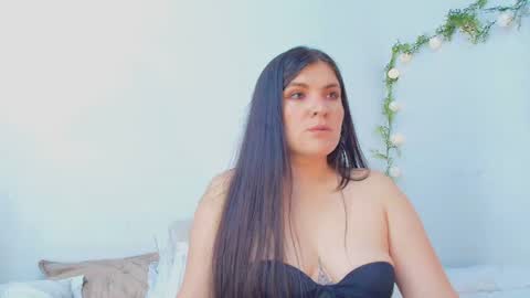 Snapshot of amara_vega chatting on 06-28-26, 01:06 Amara Vega online show from 06-28-26, 01:06