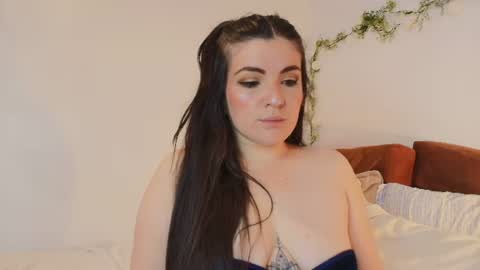 Snapshot of amara_vega chatting on 07-12-26, 11:56 Amara Vega online show from 07-12-26, 11:56