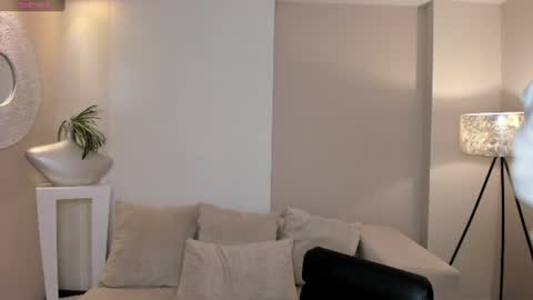 Snapshot of amaradivinex chatting on 07-10-26, 11:24 Amara Di online show from 07-10-26, 11:24