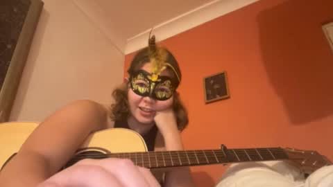 Amara Elise online show from 01-29-25, 05:13